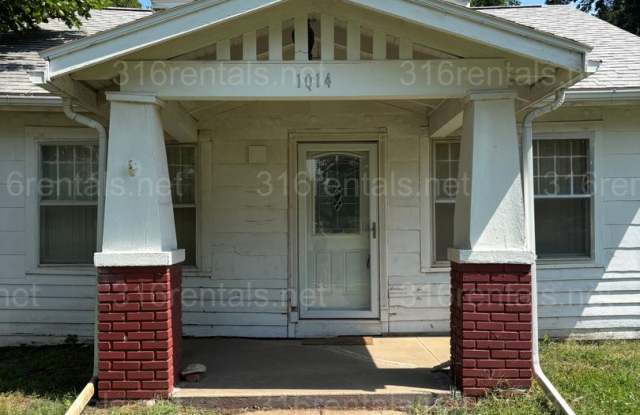 One bed one bath house available NOW! photos photos One bed one bath house available NOW! photos photos