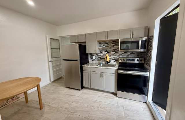 310 Washington Avenue photos photos