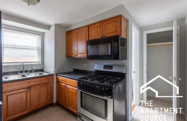 1300 South 51st Ct. Gallery 4