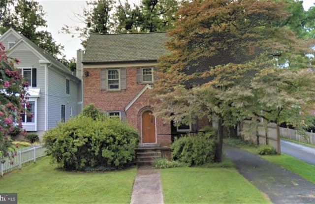 5806 GROSVENOR LN - 5806 Grosvenor Lane, North Bethesda, MD 20814