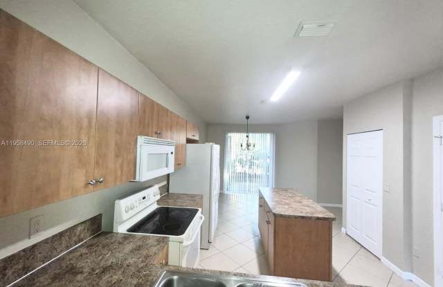 1909 Hibiscus Ln photos photos