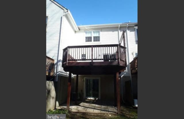 466 Darby Ln Gallery 2