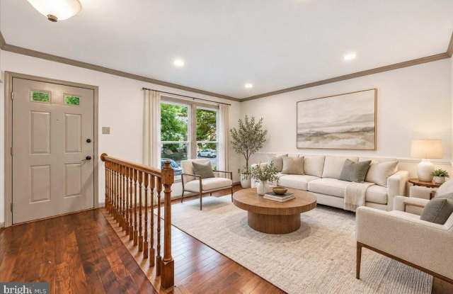 13630 CEDAR CREEK Lane Gallery 4
