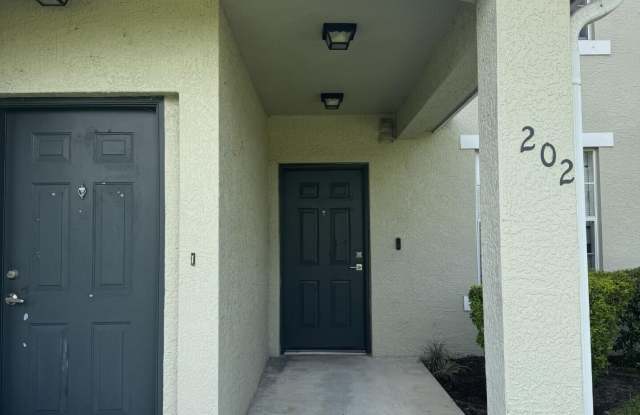 122 SW Peacock Boulevard Gallery 4