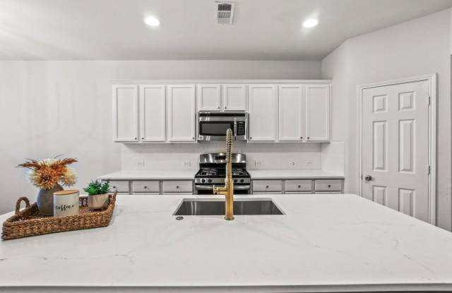 4408 Switchgrass Street Gallery 3