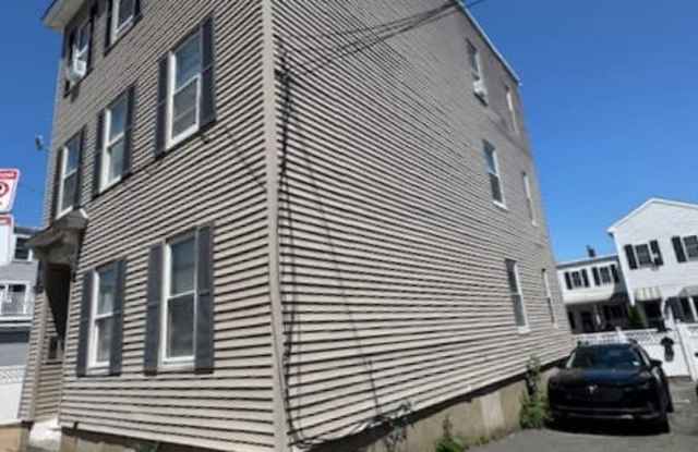 656 E 2nd St photos photos