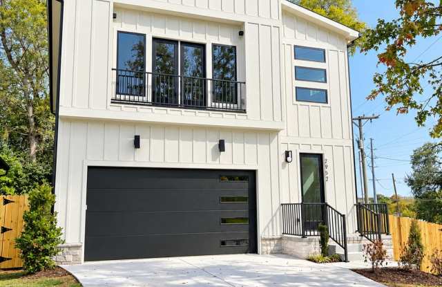 2952 Vaulx Lane Gallery 1