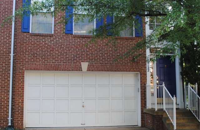 4122 GROVER GLEN COURT - 4122 Grover Glen Court, Fair Oaks, VA 22030