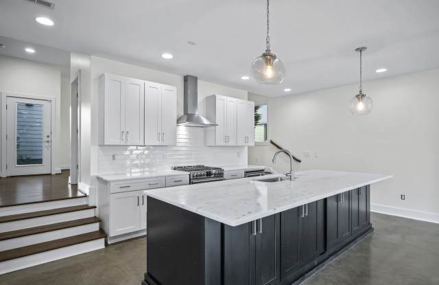 962 9th Ave S photos photos