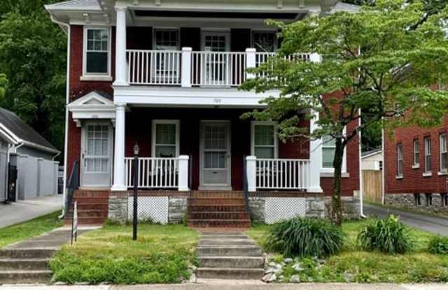 1324 Fontaine Road photos photos