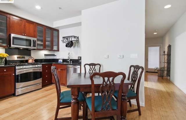 6466 Hollis St photos photos