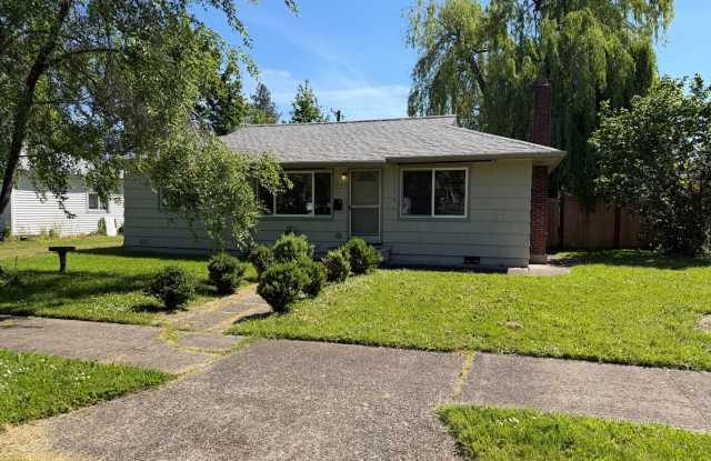 Updated 2 bedroom 1 bathroom house in Eugene! - 1509 Wilson Street, Eugene, OR 97402