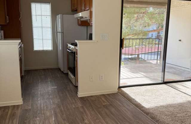 Charming 2-Bedroom Condo in Gated Community Gallery 4