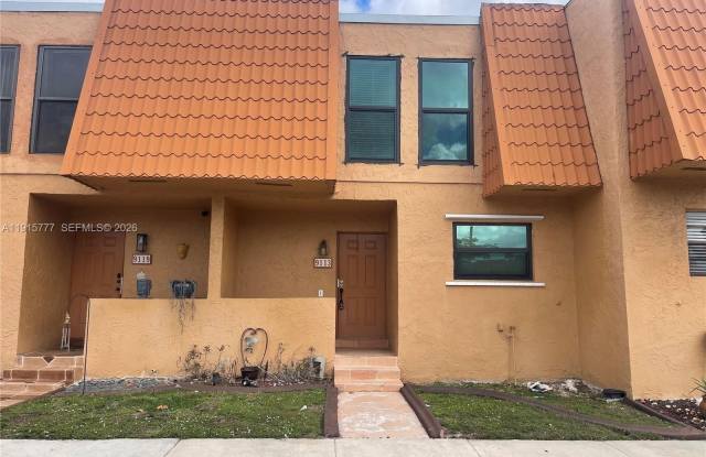 9113 Limetree Ln photos photos