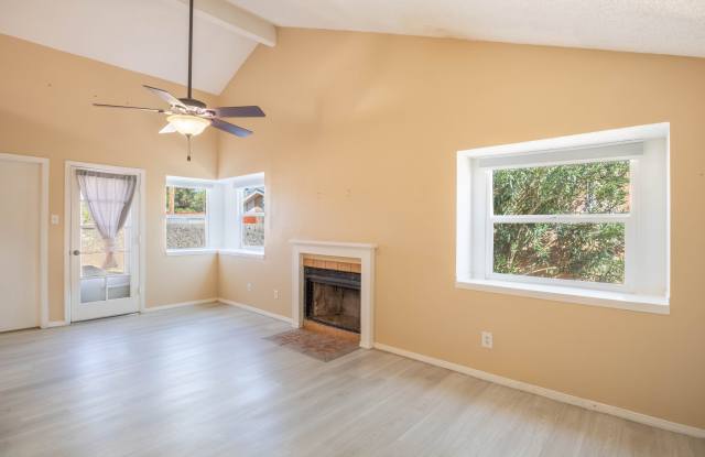 623 Paula Place Gallery 2