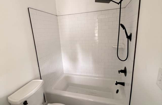 521 S Main St photos photos 521 S Main St photos photos