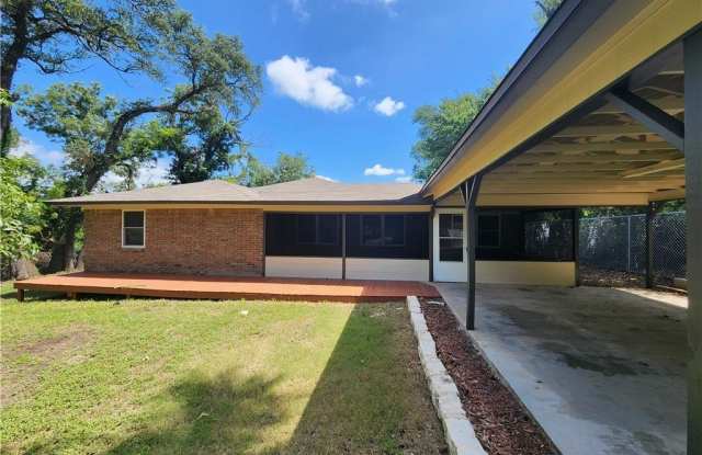 7310 Nolan Bluff Road photos photos