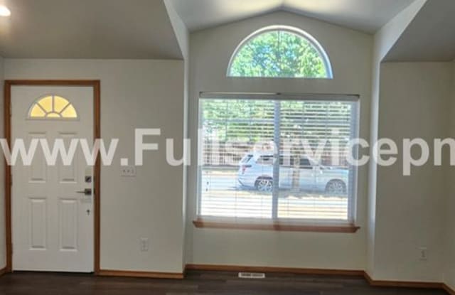 Stylish, modern, 2-story home loaded with amenities Gallery 4