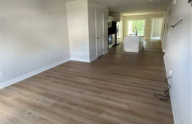 1288 Divot Circle Gallery 2