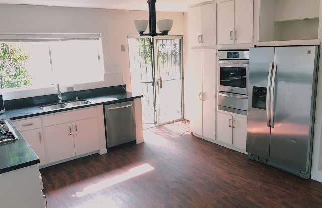 2575 C St. Gallery 3