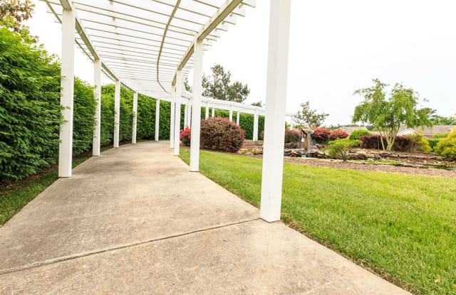 Crosstimbers Apartment Homes Gallery 4