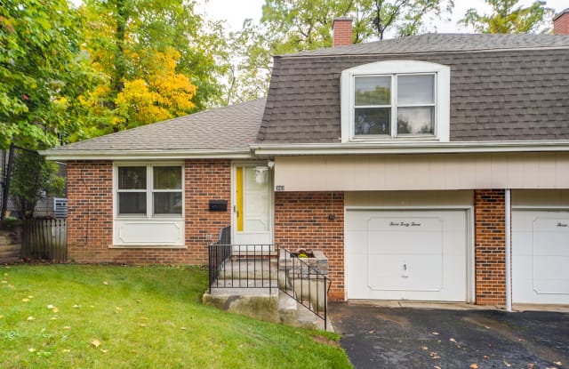 343 East MAPLE Avenue - 343 Maple Avenue, Mundelein, IL 60060