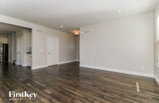 1543 Cannon Ridge Drive Gallery 2