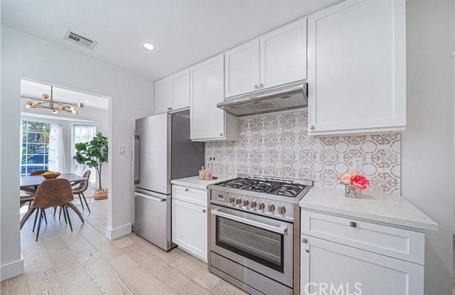 5143 Newcastle Avenue photos photos 5143 Newcastle Avenue photos photos