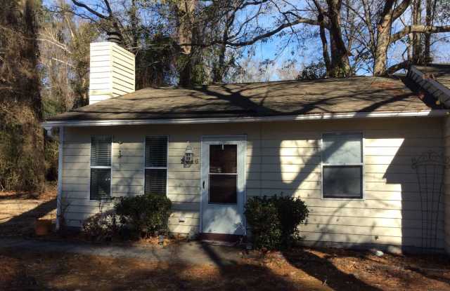 Cute Duplex in New Bern Gallery 1