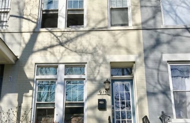 915 14th Street Southeast - 915 14th Street Southeast, Washington, DC 20003