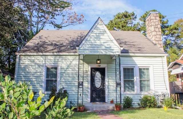 1408 Memorial Drive SE Gallery 2