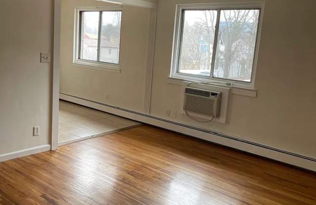 20 Manor Dr Gallery 3