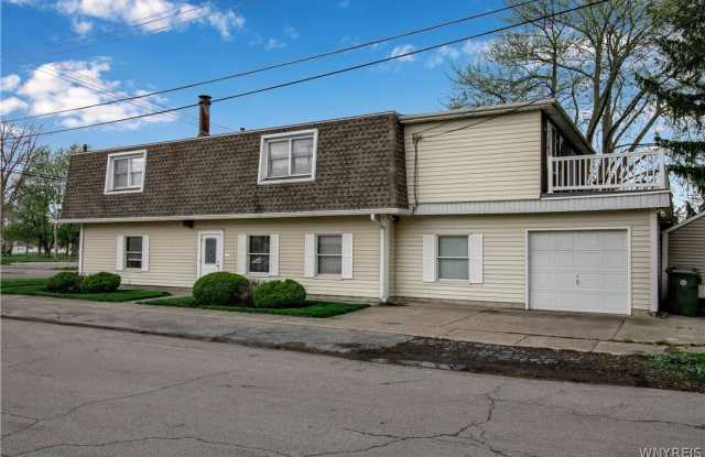 825 Payne Avenue photos photos