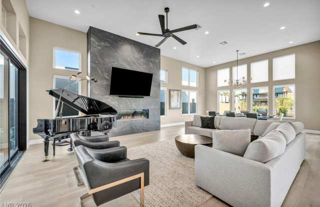 10935 Rossa Peak Avenue Gallery 3