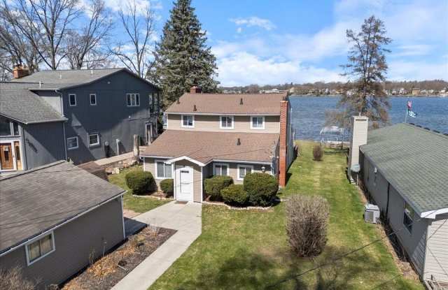 4500 Island Park Drive photos photos