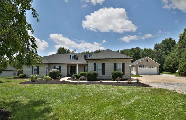 3 Bedroom, 2 Bath House in Edwardsville photos photos