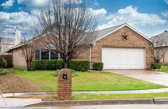 10517 Splitridge Court - 10517 Splitridge Court, Fort Worth, TX 76108