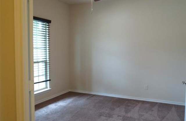 15737 Carlton Oaks Drive Gallery 3