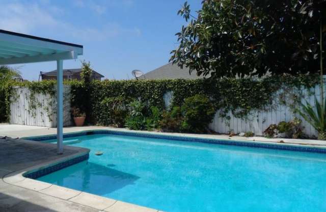 9291 Westcliff Drive Gallery 4
