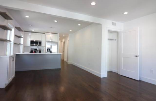 28 Leland St. Gallery 4