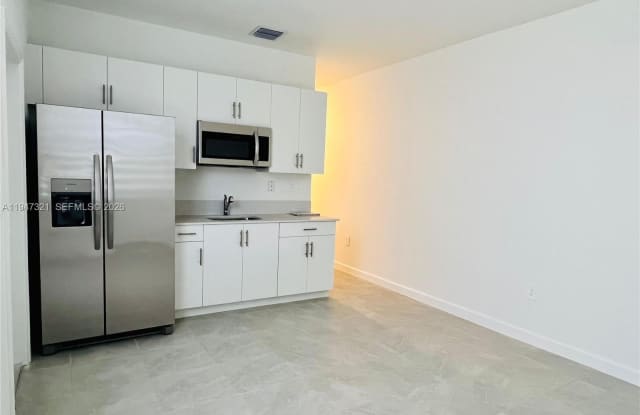 11953 SW 240th St photos photos