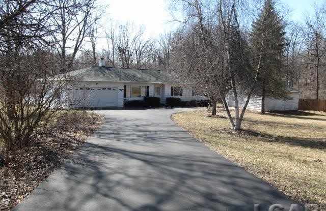 10507 US 12 - 10507 US Route 12, Lenawee County, MI 49230