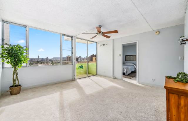 Punahou Pulelehua 2 Bedroom 1 Bathroom 1 Parking 7th Floor Condo Electric and Water Included w/ Rent photos photos
