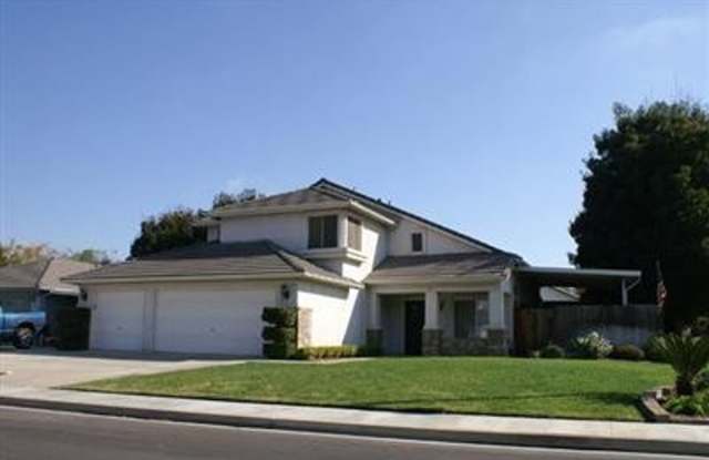 4 Bedroom 3 Bath with pool Ready Now photos photos