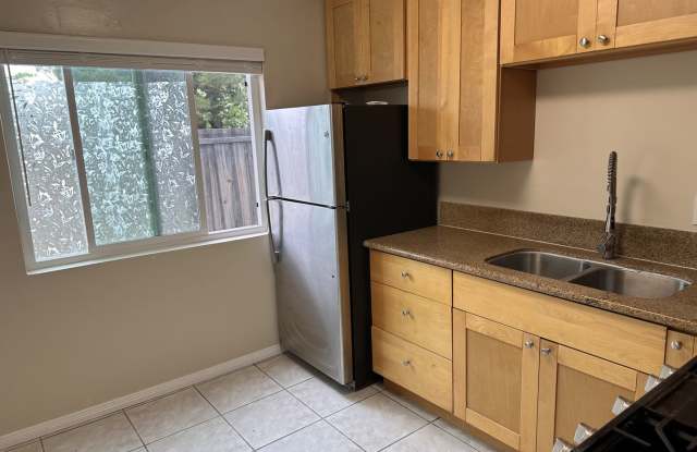 Remodeled 2 Bed/1 Bath unit in North Park w/ Private Yard! photos photos Remodeled 2 Bed/1 Bath unit in North Park w/ Private Yard! photos photos