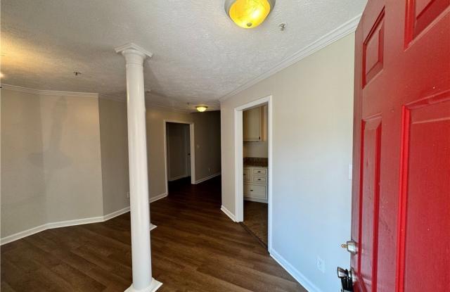 300 Bubble Creek Court Gallery 3