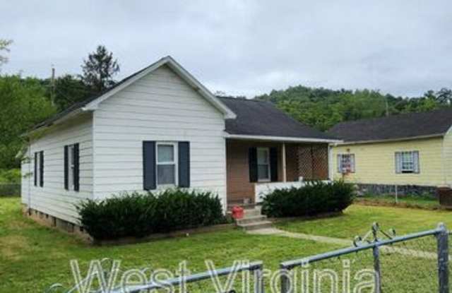 277 Robinson St. photos photos