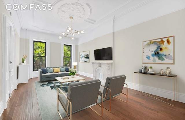 195 Adelphi Street - 195 Adelphi Street, Brooklyn, NY 11205