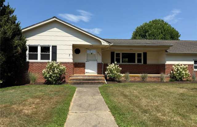3220 Delmar Drive - 3220 Delmar Drive, Laurel, NY 11948