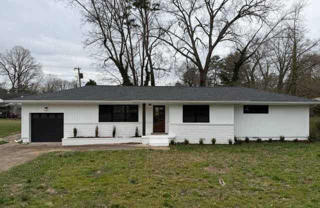 Freshly updated in East Ridge photos photos